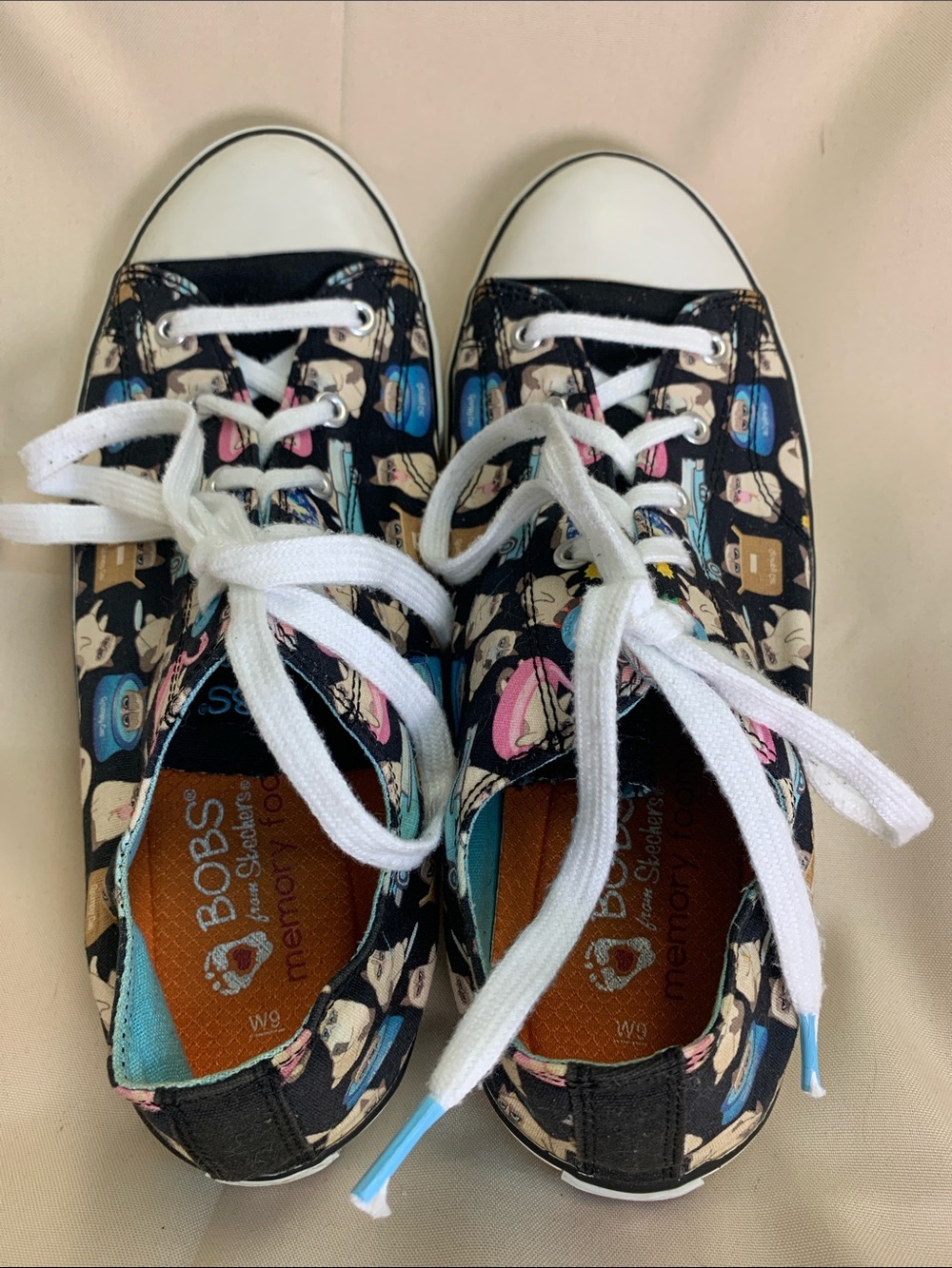 BOBS from Skechers Utopia Women's Low Top Canvas Sneakers Dogs Cats Print Size 9